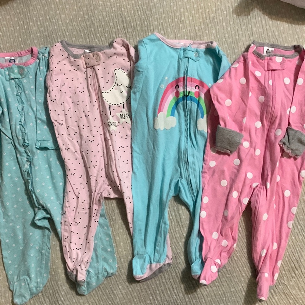 Gerber baby girl sleeper footies lot of 4